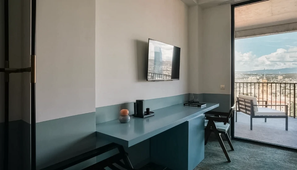 هتل کاستور اند پولوکس تفلیس